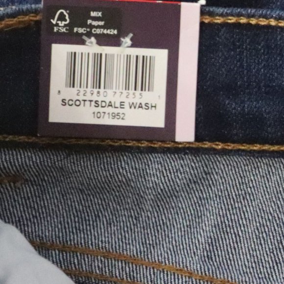 NWT Gloria Vanderbilt Amanda Jeans - Picture 10 of 12